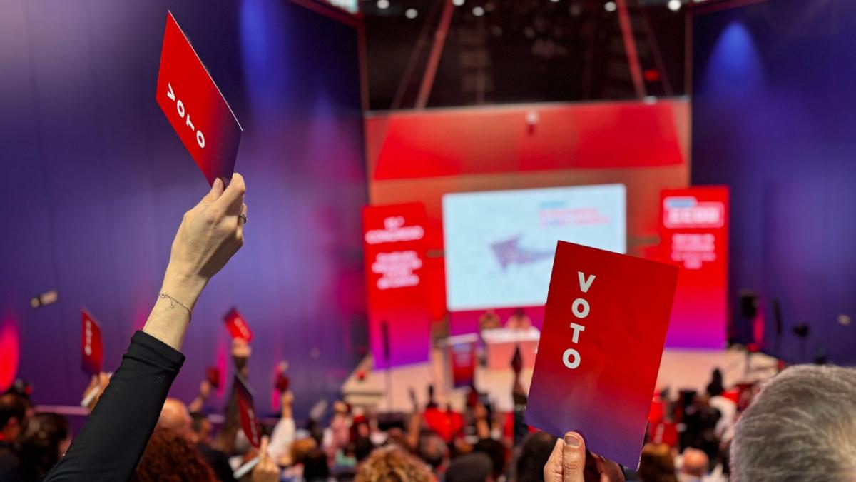 Na imaxe, unha das votacins desta primeira xornada do Congreso